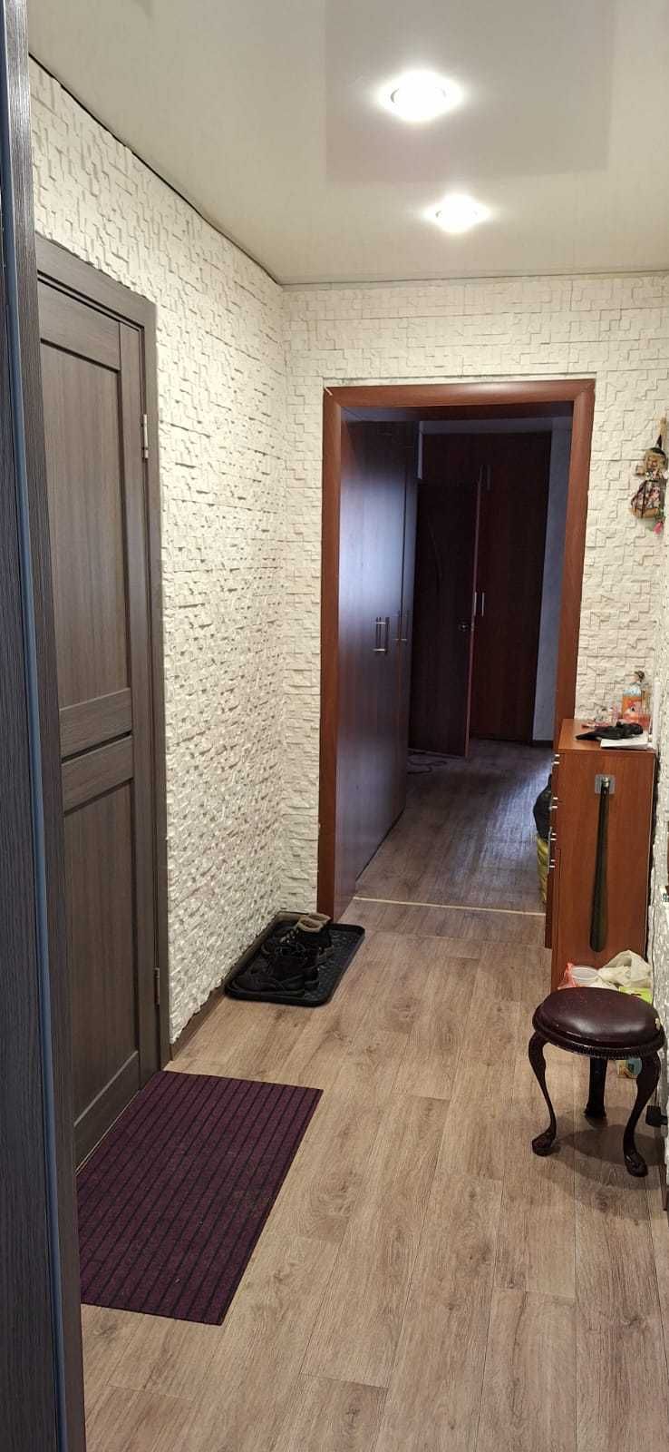Продам 3х комнатную квартиру в Лисаковске в 1А мкр.