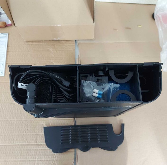 Помпа за аквариум Bluware 5 + авт.хранилка