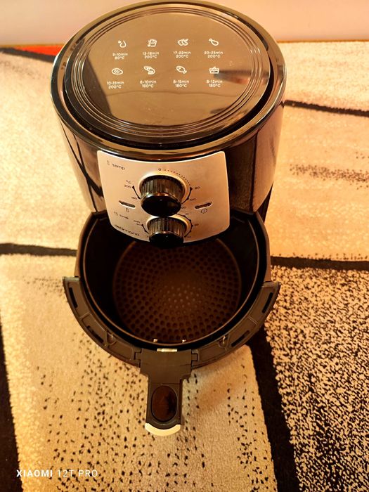 Air fryer pro Delimano, 3,5л, с оригинална кутия и книжка с рецепти.