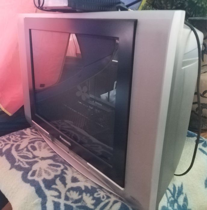 Телевизор пользованный