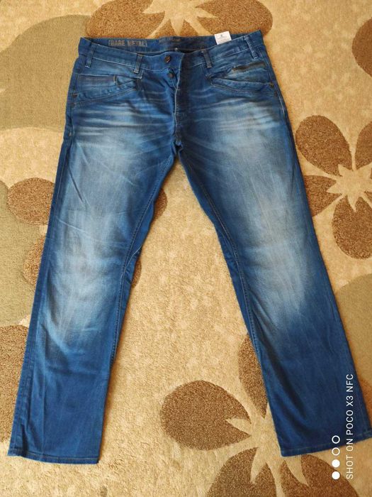 Мъжки дънки размер хл цена -50лв.