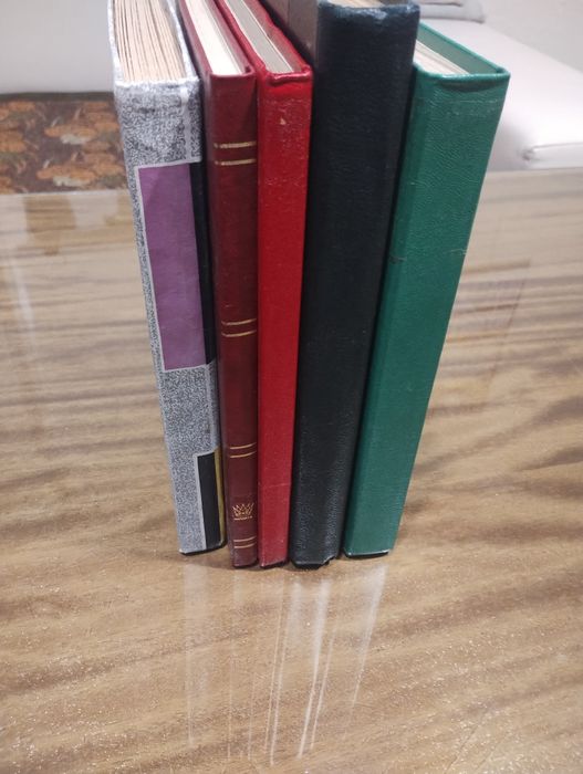 Класьори за марки