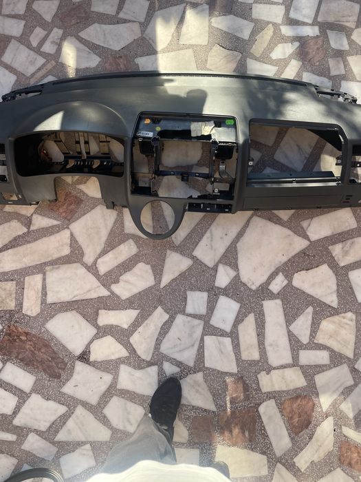 Plansa Bord Volkswagen Transporter T5 2,0 TDI an 2013