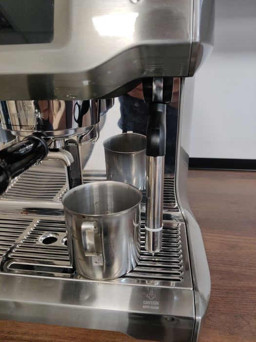 Aparat cafea model sage  SES990bss