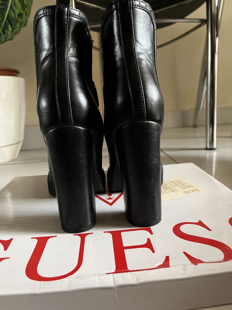 Cizme/botine Guess