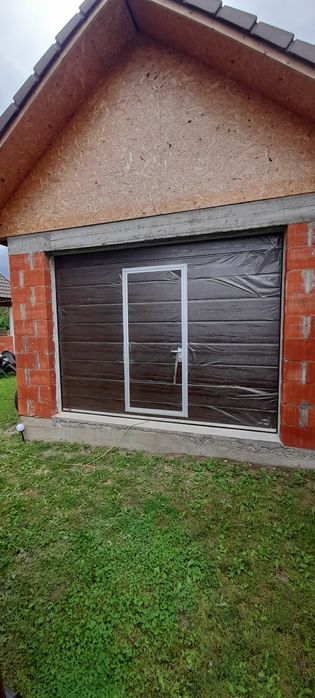 Usa de garaj/ usa secționala/ usa tip rulou/ usa industriala/ usa