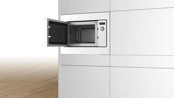 Mикровълнова печка за вграждане BOSCH BFL523MW3