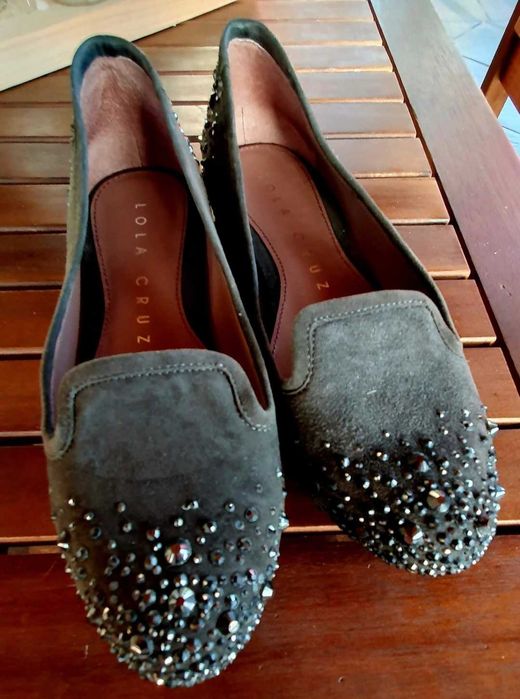 Balerini Lola Cruz , piele intoarsa