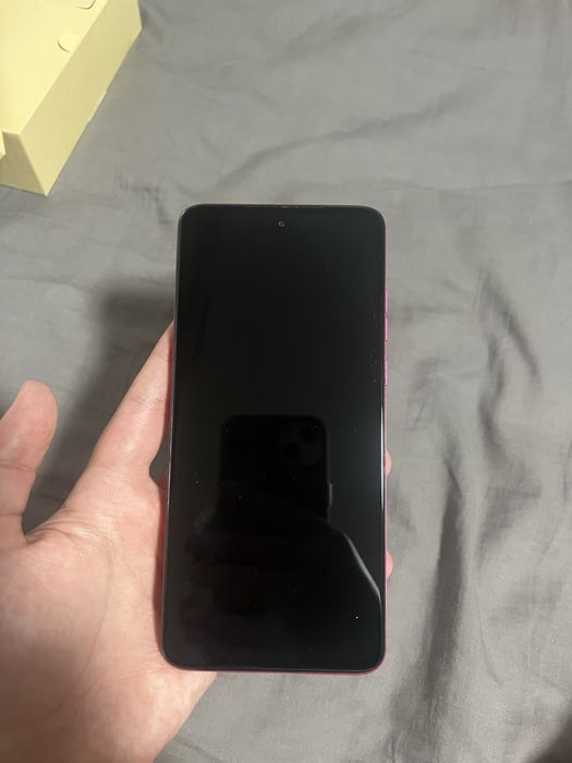 Motorola G84 5G – Viva Magenta