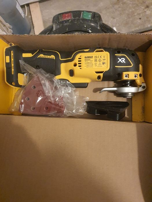 Dewalt unealta multifunctionala