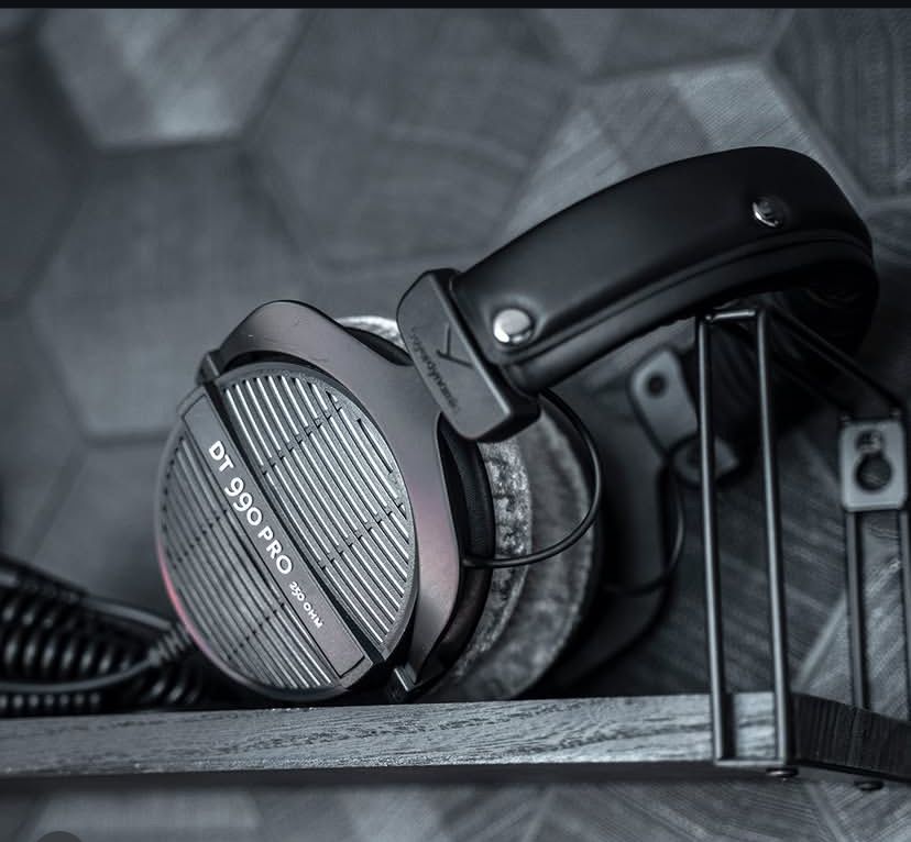 Beyerdynamic DT 990 Pro серый