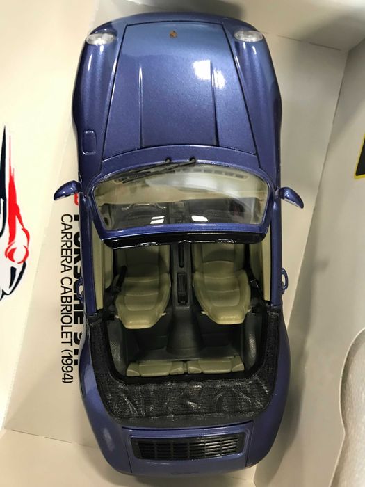 Нова метална колекционерска количка PORSCHE 911 CABRIO  1995. 1:18