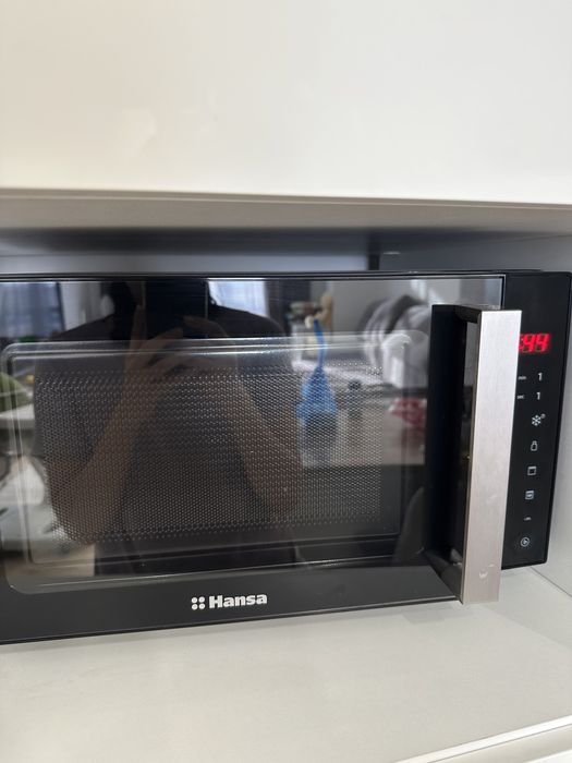 Микроволная печь Hansa Микроволновая печь Hansa AMG F20E1 GFBH черный