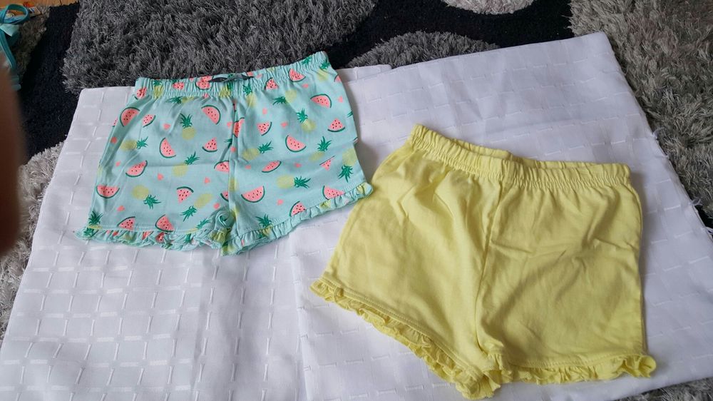 Tricouri,rochițe și compleuri pentru fetite