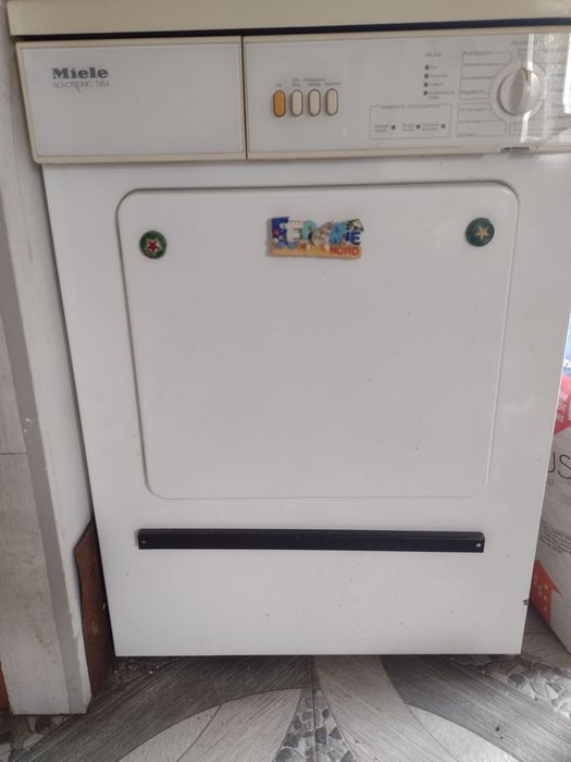 De vânzare mașină de spălat și uscător de haine Miele