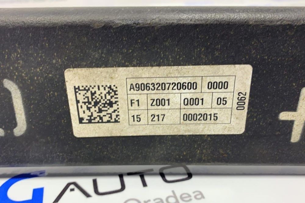 Foaie arc punte spate Mercedes Sprinter 2.2 CDI Volkswagen Crafter 2.5 TDI 2.0 TDI Euro 4 Euro 5 2006 - 2016 Cod A906320720600