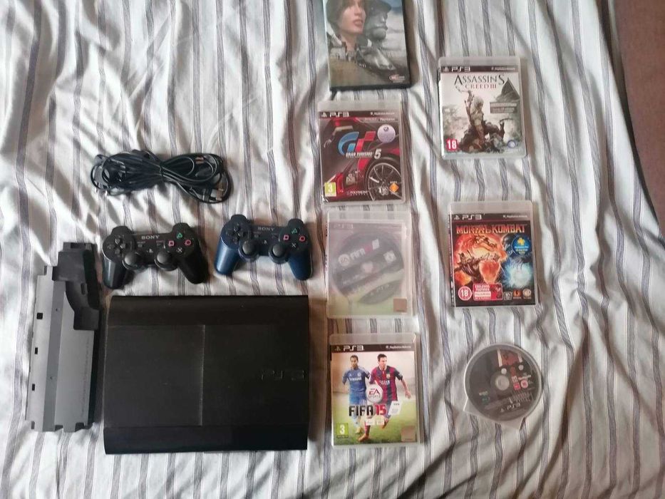 PlayStation 3 Super Slim джойстици игри (НЕРАБОТЕЩА конзола, за части)