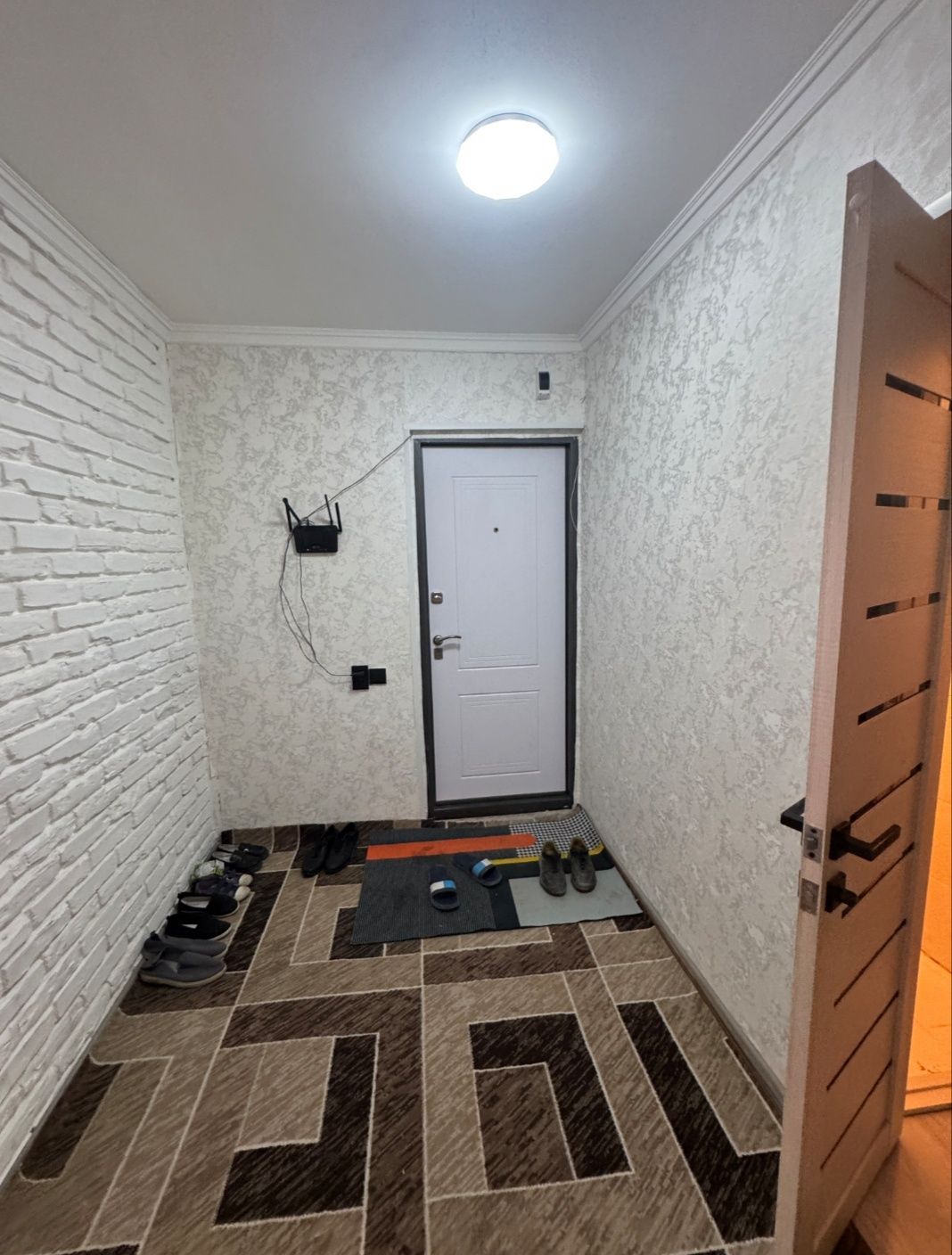 Продам 3 ком 2 этаж 2 мик 13 дом