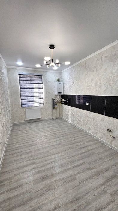 7-mikda 2 xonalik uy sotiladi