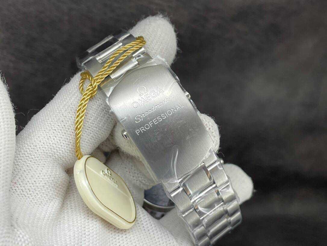 Часовници Omega Seamaster Apollo Snopy сребро