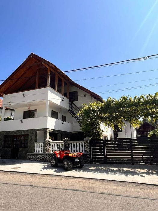 Pensinea Valu libera de Revelion - inchiriere integrala 3 nopti