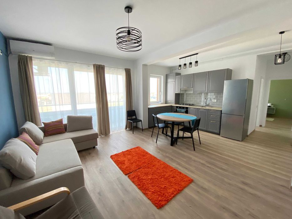 Proprietar inchiriez apartament cu 2 camere, spatios, loc de parcare