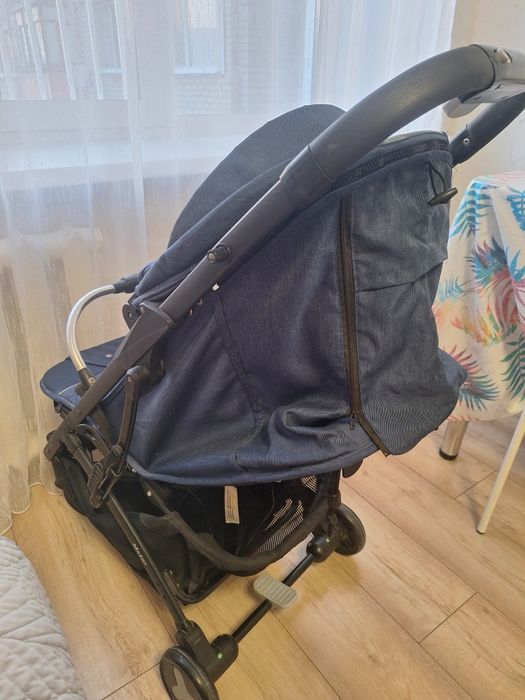 Отдам коляску детскую