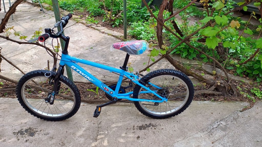 Bicicleta/ biciclete/copii/ Btwin/ 5 viteze/ adolescenți/ roti 20 inch