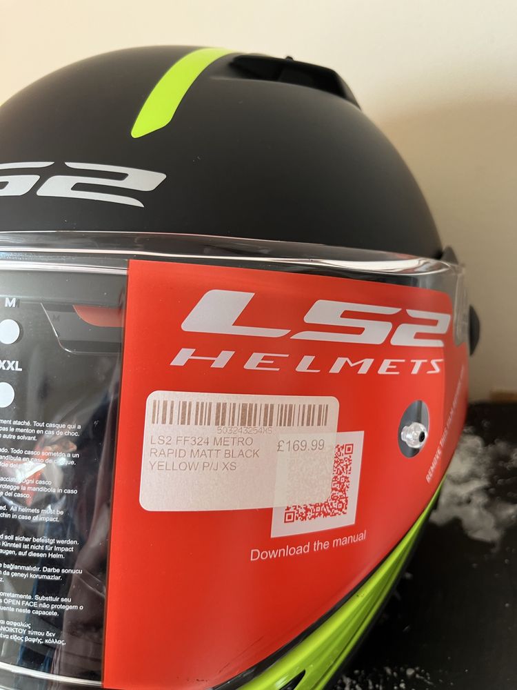 Чисто нова каска LS2 Metro Rapid FF324