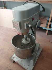 Mikser 30 kg   220V li