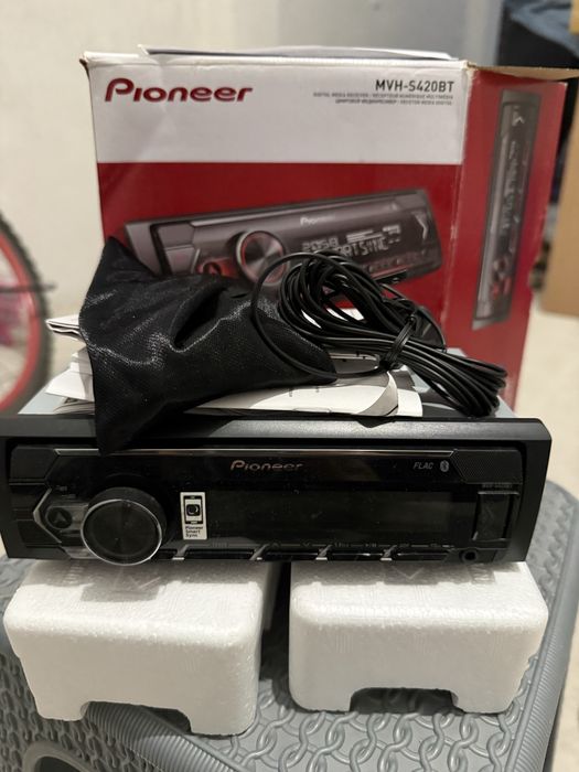 Pioneer MVH-S420BT