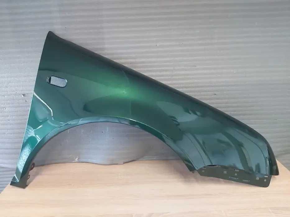 Aripa Fata Dreapta VW Bora 1998-2005 (LC6M (Verde))