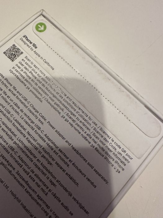 Iphone 16e , 128gn Negru sigilat