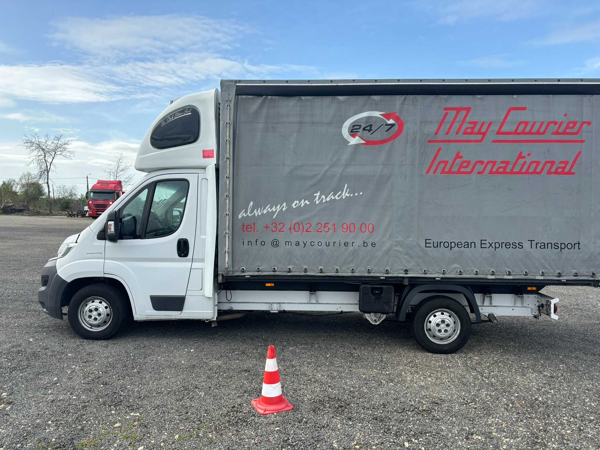 Fiat Ducato autoutilitara prelata