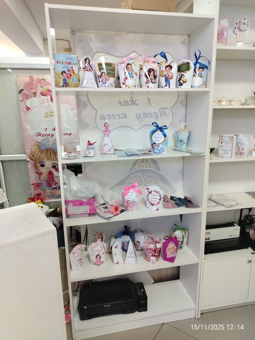 Продам 3 полки - 1,80м, 1,90м, и 2,0м высоты