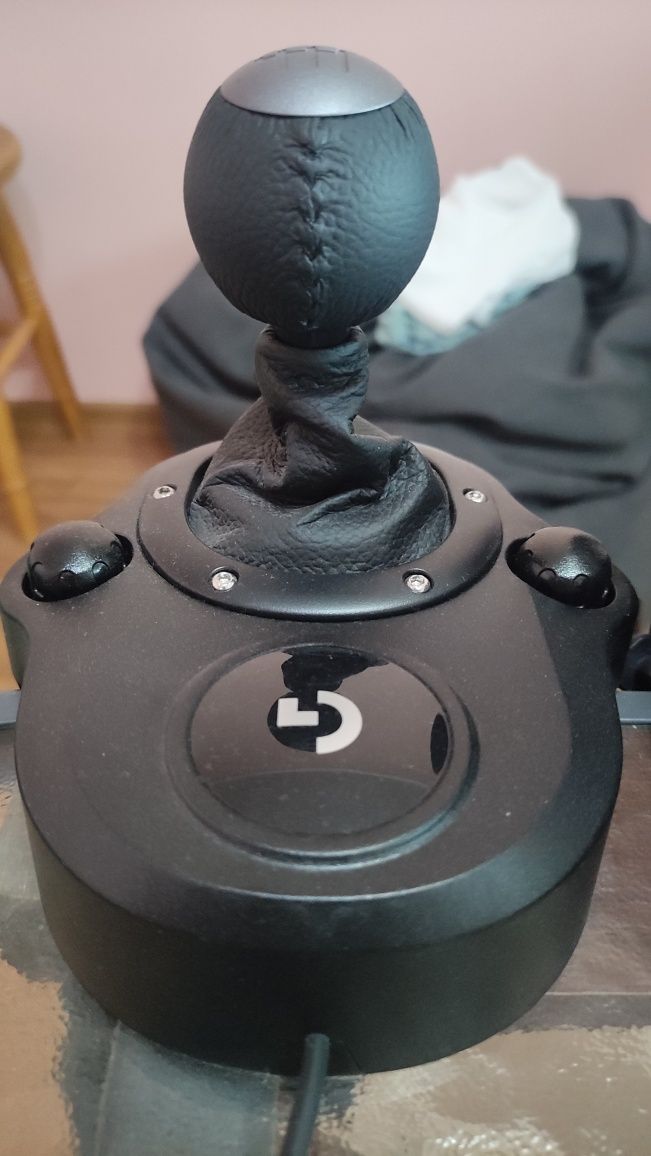 Playstation G29 Волан,педали и скоростен лост