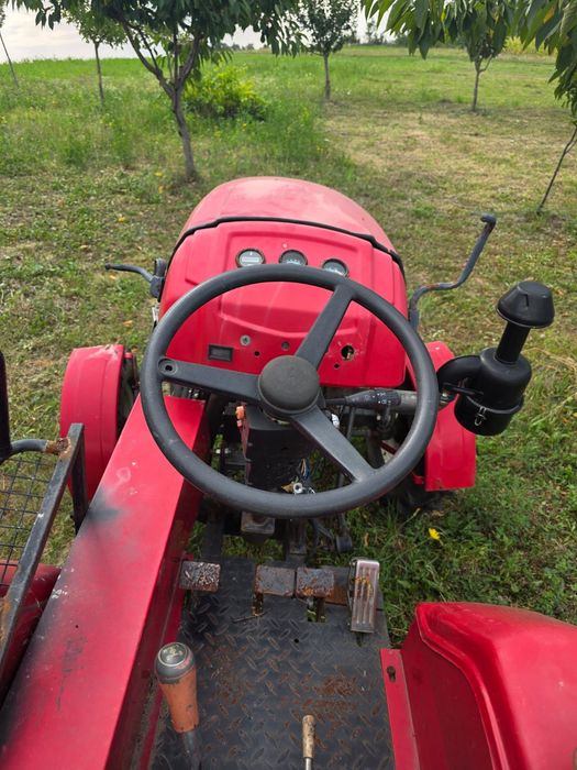 Tractoras pe curele chinezesc