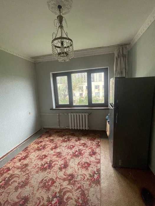 Срочно! продается квартира, массив куйлюк 5!