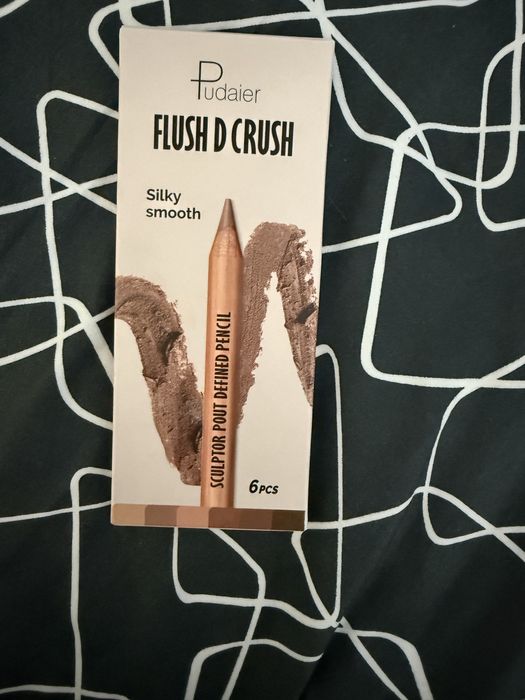 Creioane Pudaier set 6 ..nuante nude