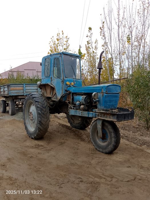 Traktor 28 sotiladi holati ideal ishga tayyor