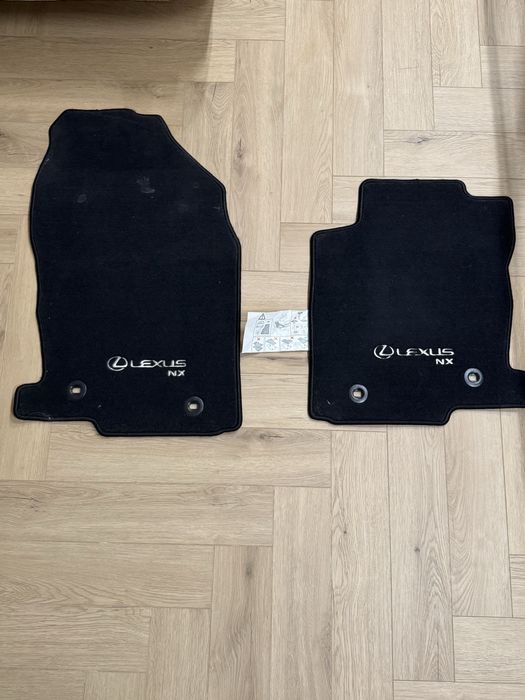 Продам новые полики на Lexus NX