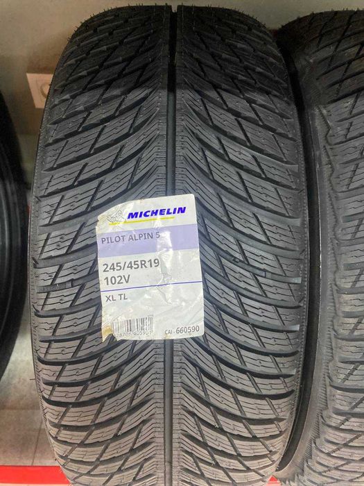 Michelin Pilot Alpin 5   245/45R19