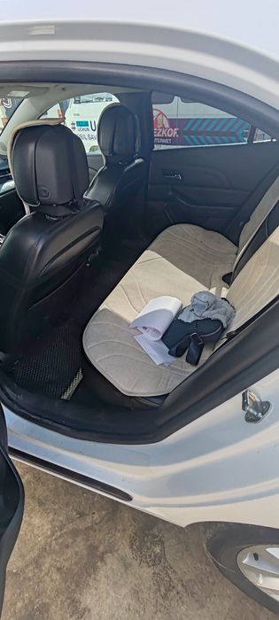 Malibu 1 avtamat 2012 pasz 3 sotiladi