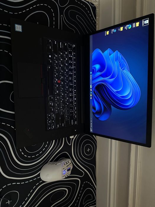 Lenovo Thinkpad x1 Extreme gen 2 i7 1650gtx 512 gd