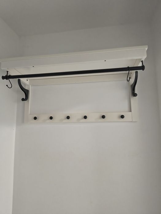 Banca și cuier HEMNES IKEA