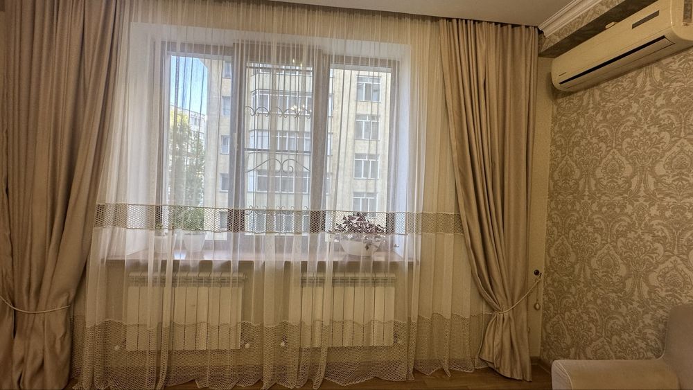 Продается комплект шторы и тюль