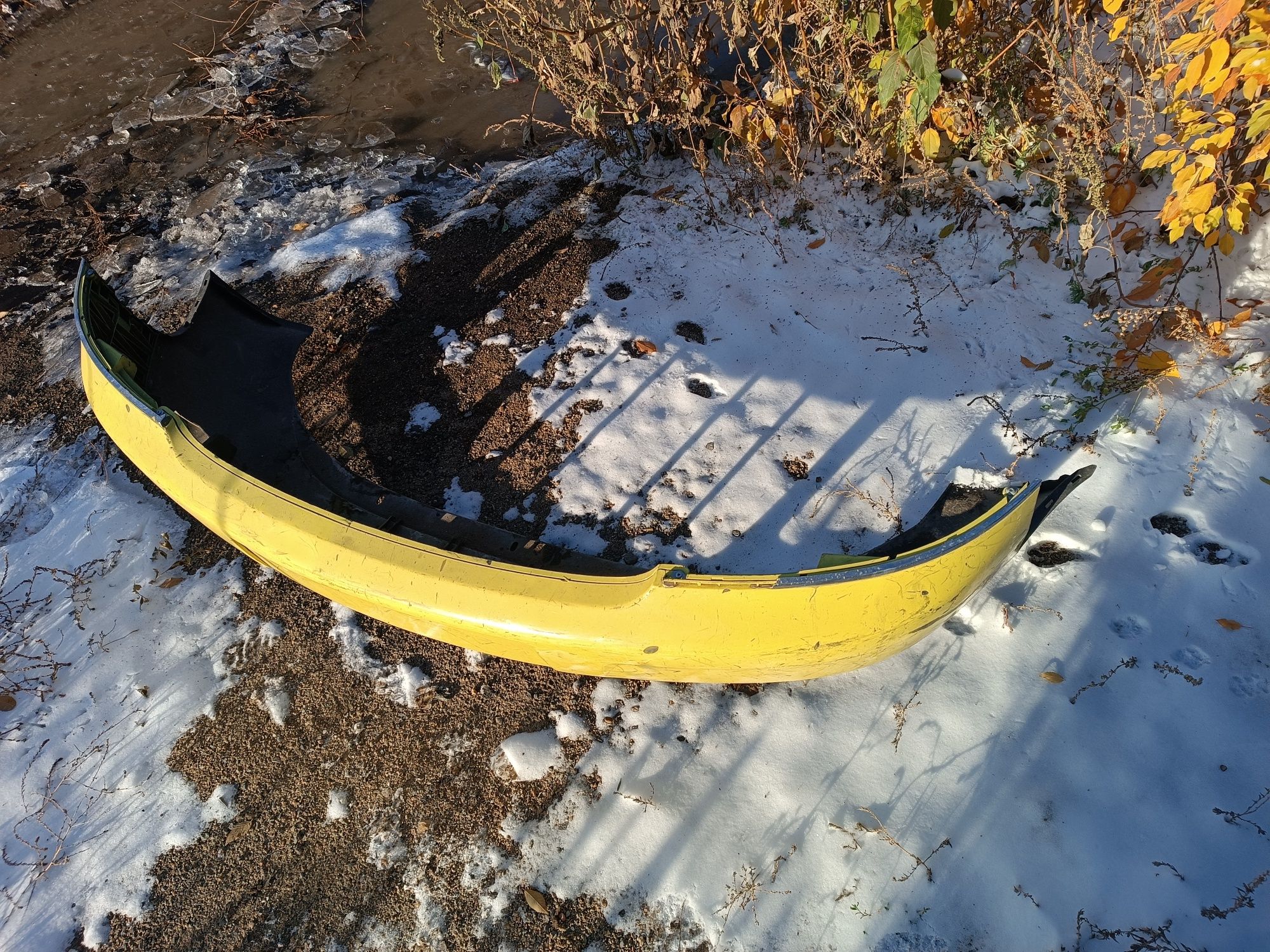 Бампер на А6 С5 в отличном состояний