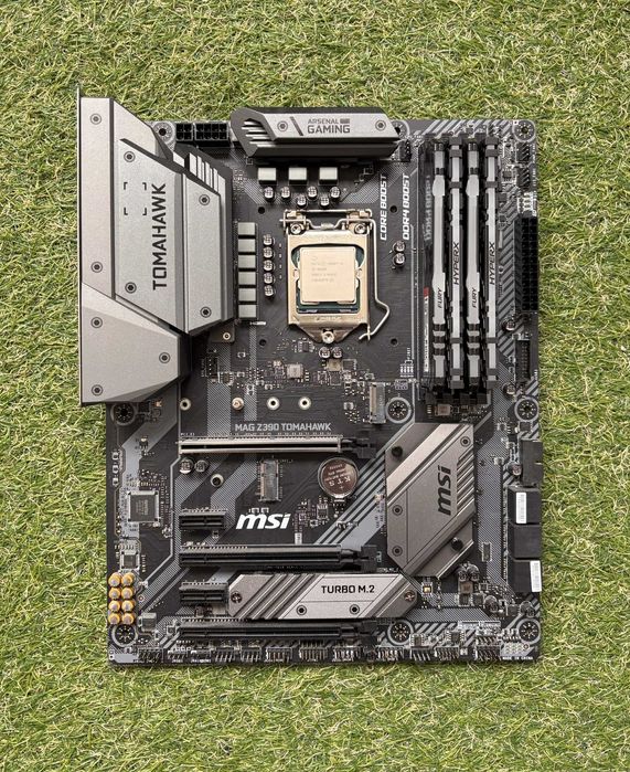 Placa de baza MSI MAG Z390 Tomahawk