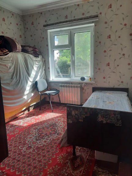 //Продается квартира 4/2/5 массив Кушбеги_с мебелью и техникой//