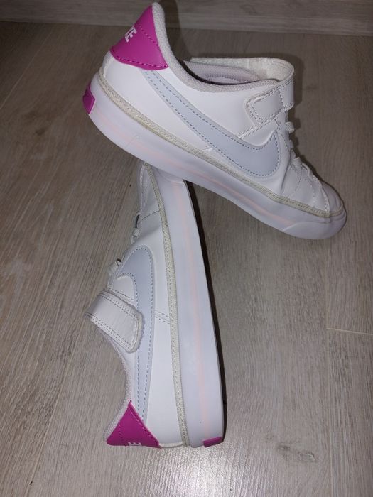Маратонки Nike за момиче